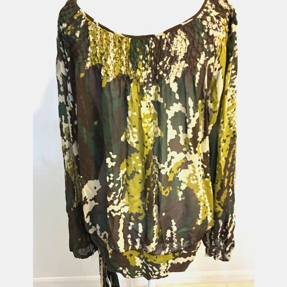 Michael Kors 100% Silk green camo print blouse 3X plus size ruched neckline Boho - Picture 8 of 16
